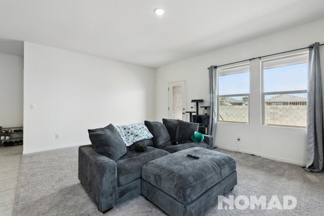 9560 W Illini St in Tolleson, AZ - Building Photo - Building Photo