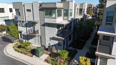 11053 Momentum Dr in Rancho Cucamonga, CA - Building Photo - Building Photo