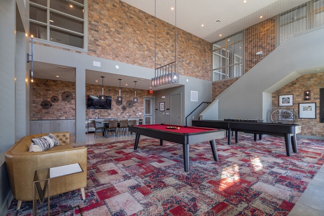 Bellrock Sawyer Yards in Houston, TX - Foto de edificio - Interior Photo