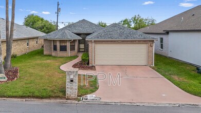 138 Willow Cir in Harlingen, TX - Building Photo - Building Photo