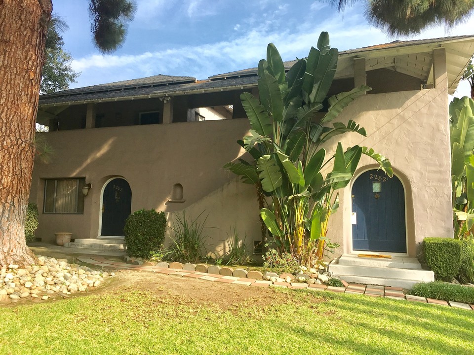 2282 Maiden Ln in Altadena, CA - Building Photo