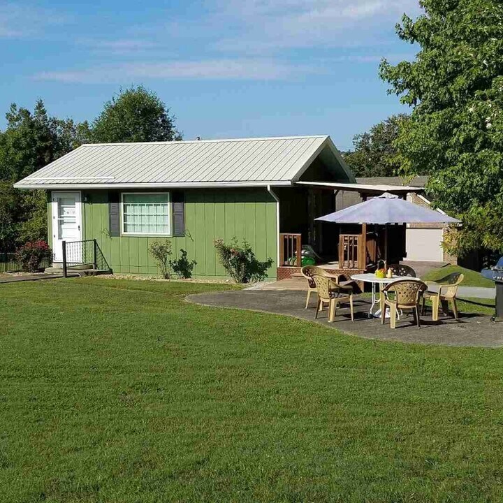 214 Waitsboro Landing in Bronston, KY - Building Photo