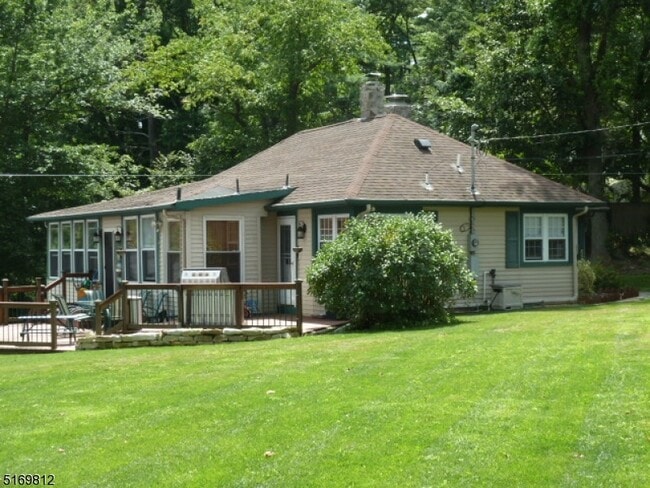 property at 600 Warwick Turnpike