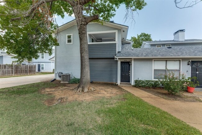 property at 606 Ridgeline Dr