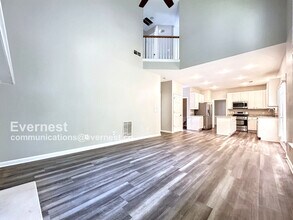 3325 Hidden Trail Rd SE in Smyrna, GA - Building Photo - Building Photo