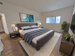 912 Croft Ave in Los Angeles, CA - Building Photo - Building Photo