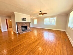 202 Mayflower St in Taylors, SC - Building Photo - Building Photo