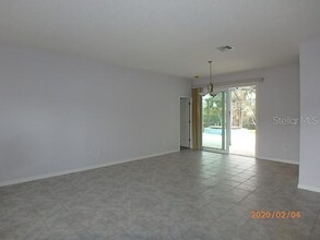 6 Center Pl in Palm Coast, FL - Building Photo - Building Photo