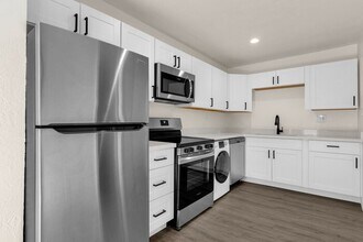 329 N 17th Dr in Phoenix, AZ - Building Photo - Building Photo