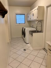 5138 Hale Dr in Troy, MI - Building Photo - Building Photo