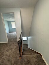 355 Macassar Dr in Pittsburgh, PA - Building Photo - Building Photo