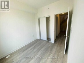 3476-3476 Widdicombe Way in Mississauga, ON - Building Photo - Building Photo