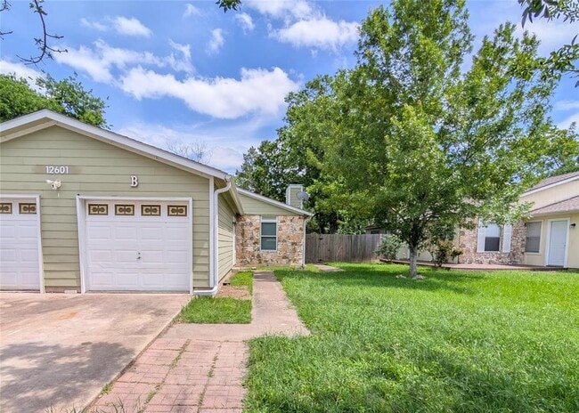 property at 12601 Turtle Rock Rd