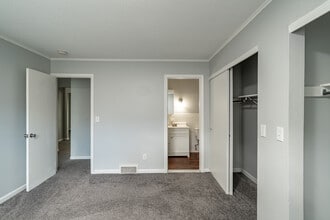 Fountainview East Apartments in Amherst, NY - Foto de edificio - Building Photo