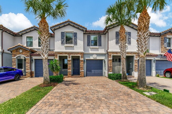 12994 Anthorne Ln in Boynton Beach, FL - Building Photo - Building Photo
