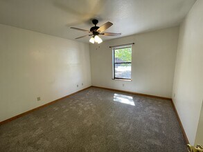 3671 S Cheryl Dr in Flagstaff, AZ - Building Photo - Building Photo