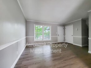 719 State Rd S-42-7123 in Greer, SC - Building Photo - Building Photo