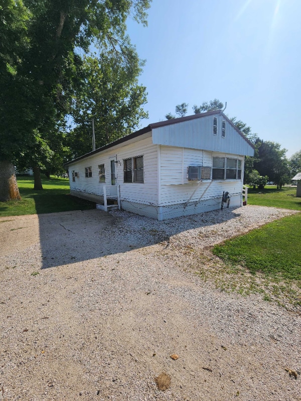201 Chamberlin Dr in Denison, IA - Building Photo - Building Photo