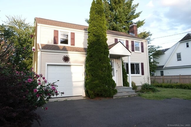 property at 112 N Main St