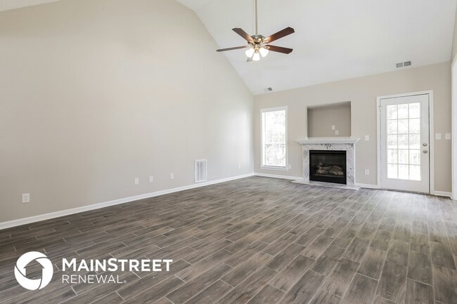 165 Sawgrass Way in Fayetteville, GA - Building Photo - Building Photo