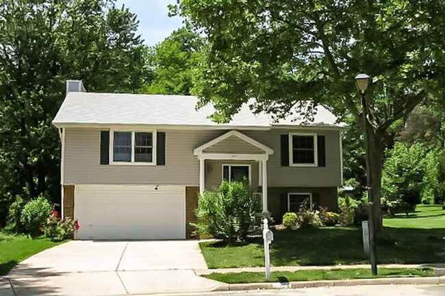 3018 Robin Ridge Ct in Fairfax, VA - Building Photo - Building Photo