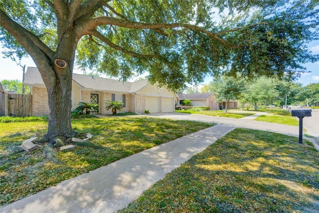 5711 Weeping Willow Rd