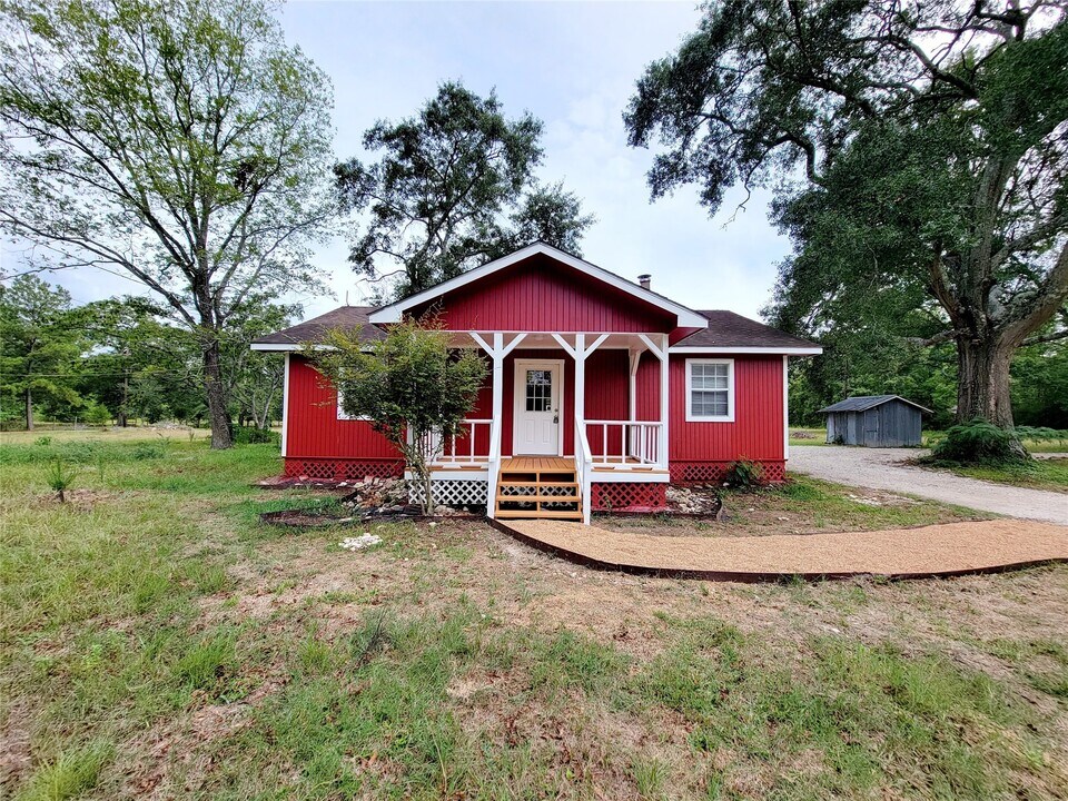 15590 Magnolia Park in Conroe, TX - Building Photo