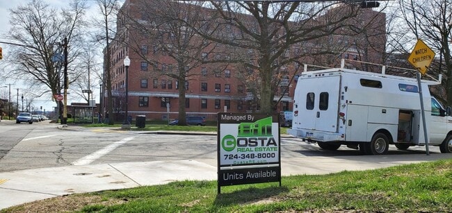 260 Gross St in Pittsburgh, PA - Building Photo - Building Photo