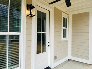 2537 Antioch Rd in Lagrange, GA - Foto de edificio - Building Photo