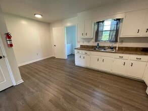 76 Glenbrook Dr in Trenton, GA - Building Photo - Building Photo