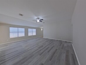 1614 Leafhopper Ln in Conroe, TX - Building Photo - Building Photo