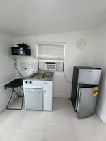 6242 SW 24th St in Miramar, FL - Building Photo