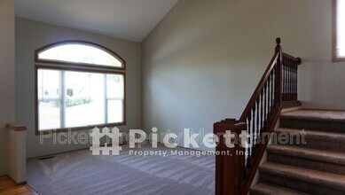 12443 Mt Worthington Loop NW in Silverdale, WA - Building Photo - Building Photo