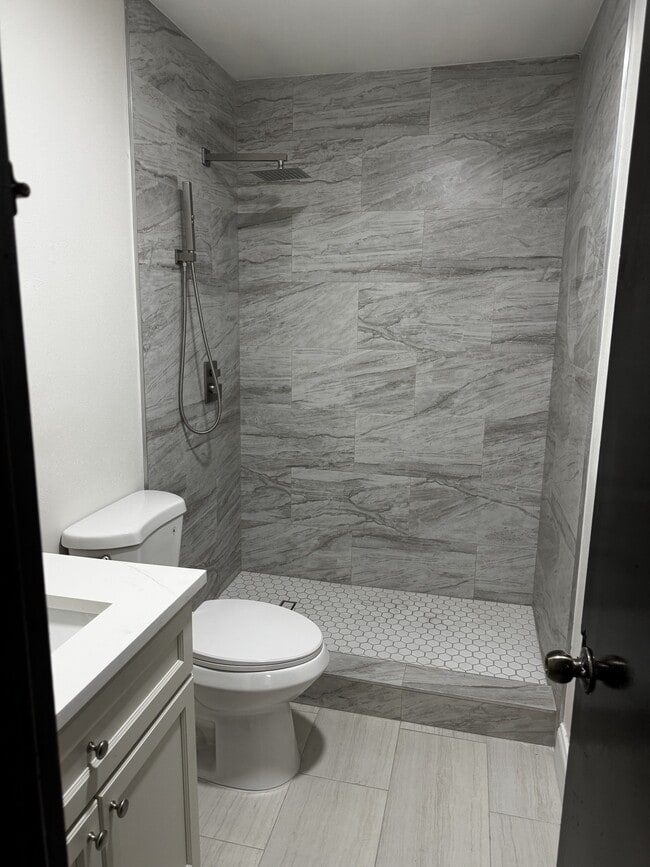 1043 NE 20th St in Belle Glade, FL - Building Photo - Building Photo