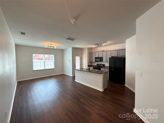 7618 Galvin St in Charlotte, NC - Building Photo - Building Photo