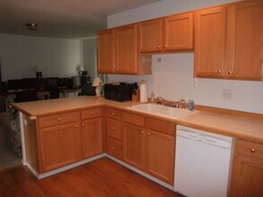 2630 NW Orchard Heights Ave in Albany, OR - Building Photo - Building Photo