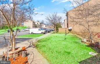 1779 Powder Horn Terrace in Woodbridge, VA - Building Photo - Building Photo