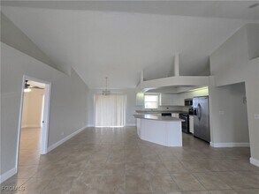 130 SW 31st Terrace in Cape Coral, FL - Building Photo - Building Photo