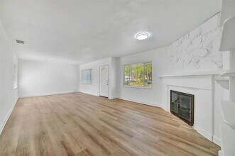 6348 7th Ave N in St. Petersburg, FL - Building Photo - Building Photo