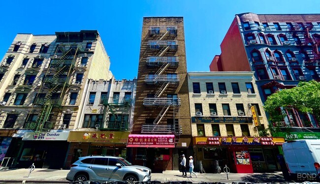 property at 212 Grand St