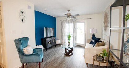 The Champion at Bluegrass Apartments in Lexington, KY - Building Photo - Building Photo