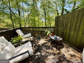 156 Berlin Ct in Athens, GA - Building Photo - Building Photo