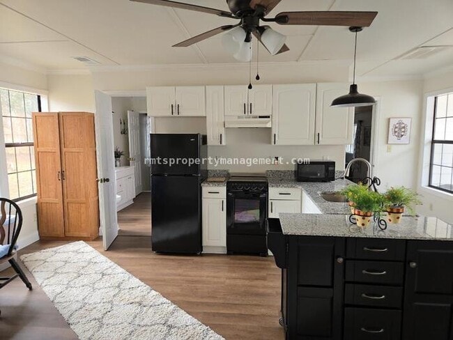 property at 1496 Dooley Town Rd