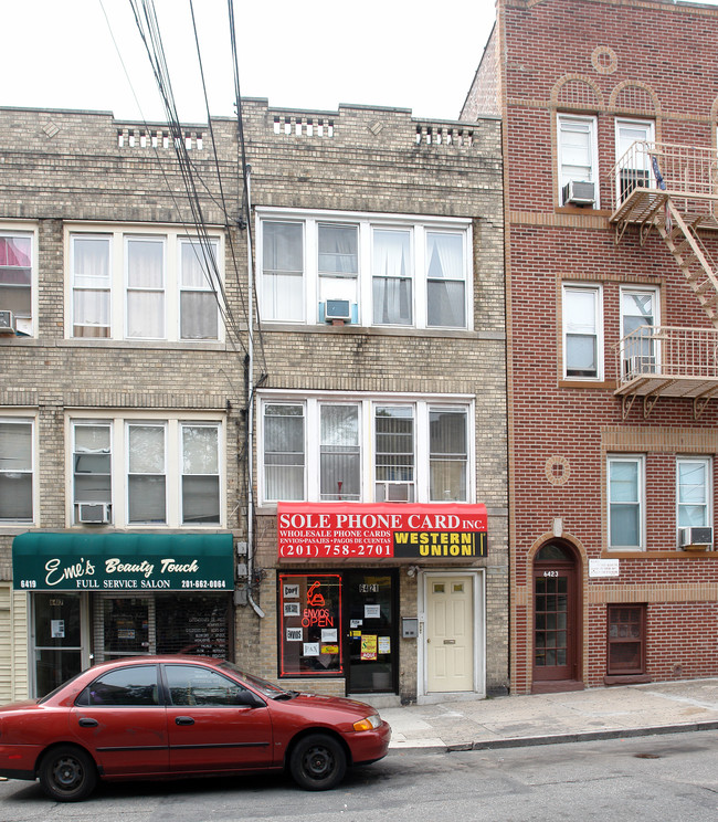 6421 Hudson Ave in West New York, NJ - Building Photo - Building Photo