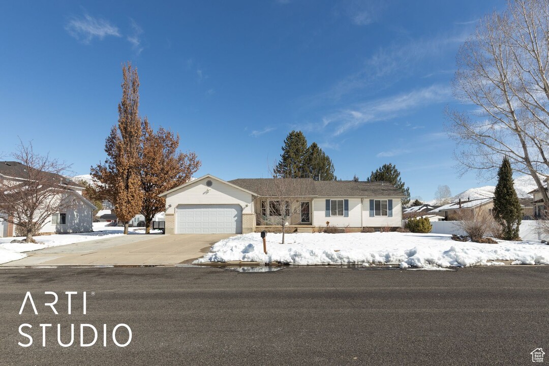 47 Valarie St in Morgan, UT - Building Photo