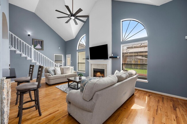 property at 16315 Scotch Hollow Ln