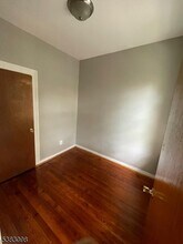 302 Princeton Ave in Jersey City, NJ - Building Photo - Building Photo