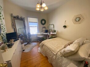 87 Hillside St, Unit 3 in Boston, MA - Building Photo - Building Photo