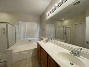 2928 Pitgaveny Ave in Henderson, NV - Building Photo - Building Photo