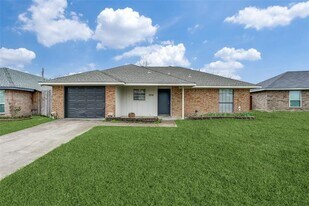 3710 Lillie St in Sachse, TX - Building Photo